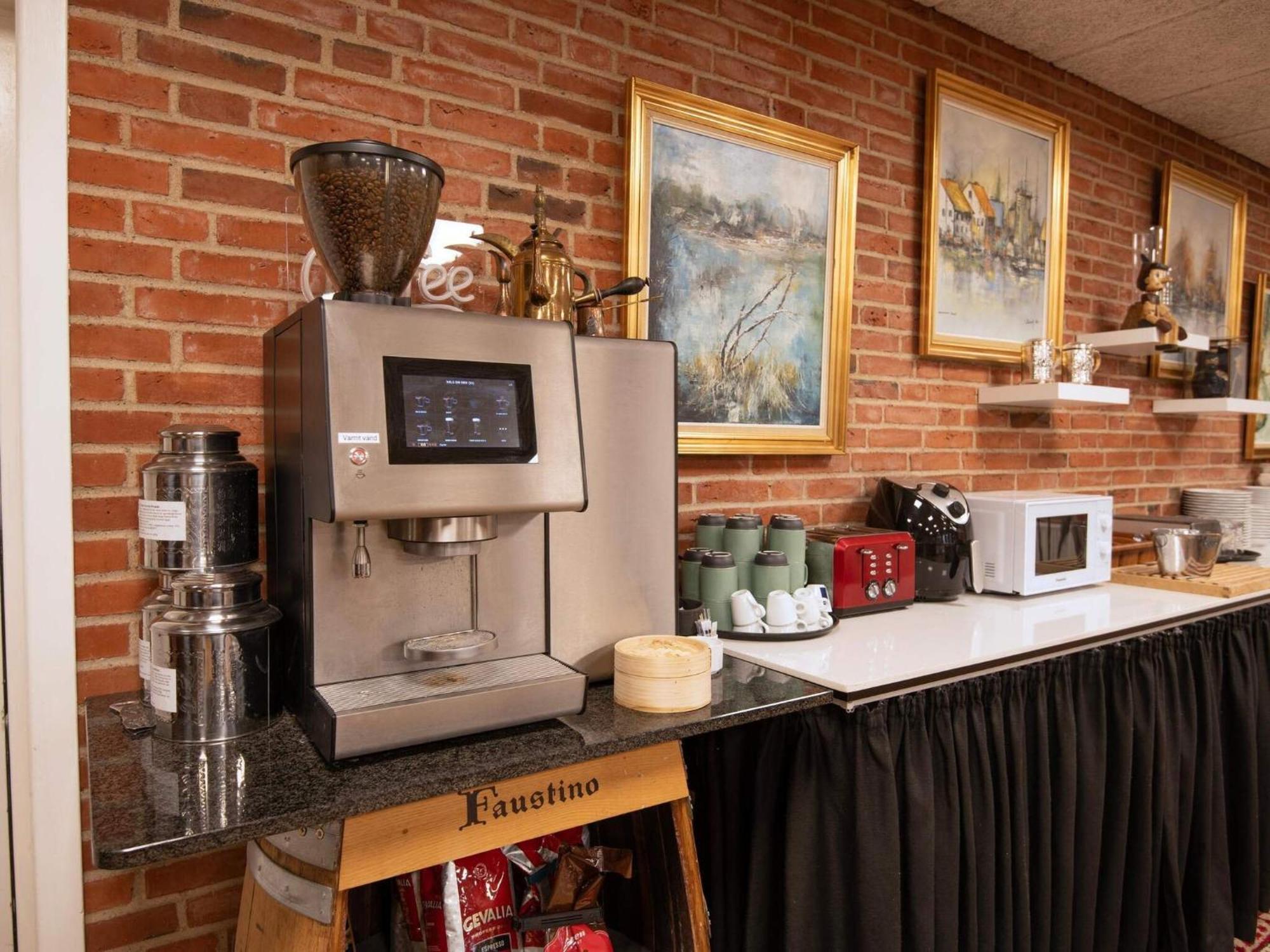 ホテルコーニング クロ Korning エクステリア 写真